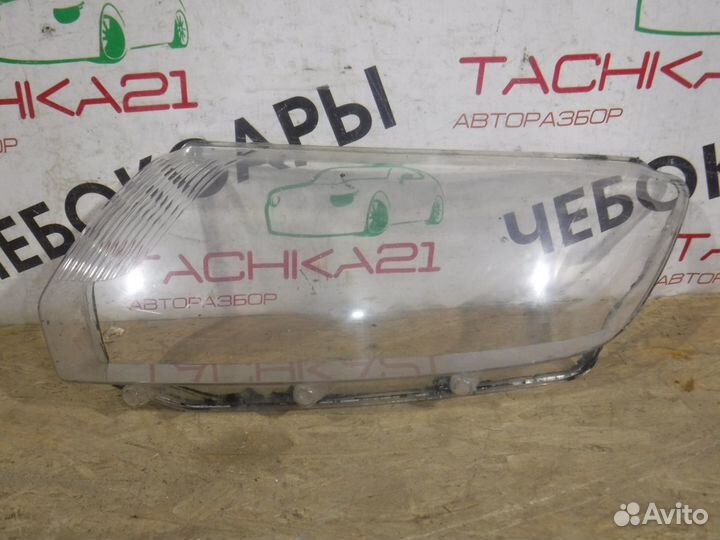 Стекло левой фары renault Logan Sandero 2 (14-18)