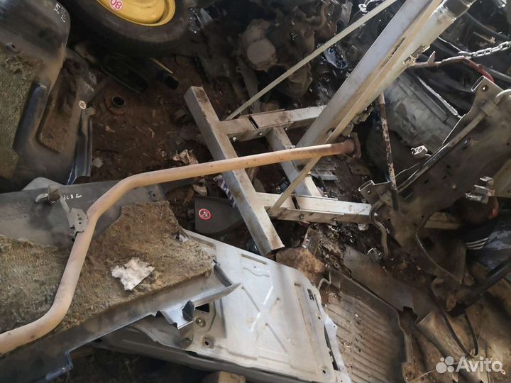 Глушитель средняя часть Honda Civic 8 4D