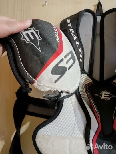 Хоккейная форма детская на 9-10 лет