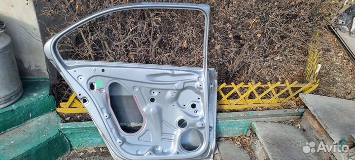 Дверь задняя левая volkswagen polo liftback 2020