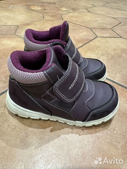 Сандали для девочки, кроссовки, ботинки