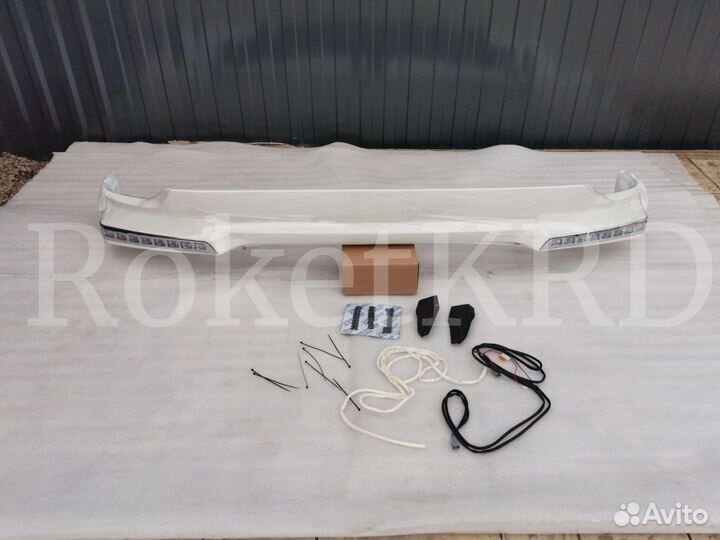 Обвес на Land Cruiser 200 12-2015 год Передний LED