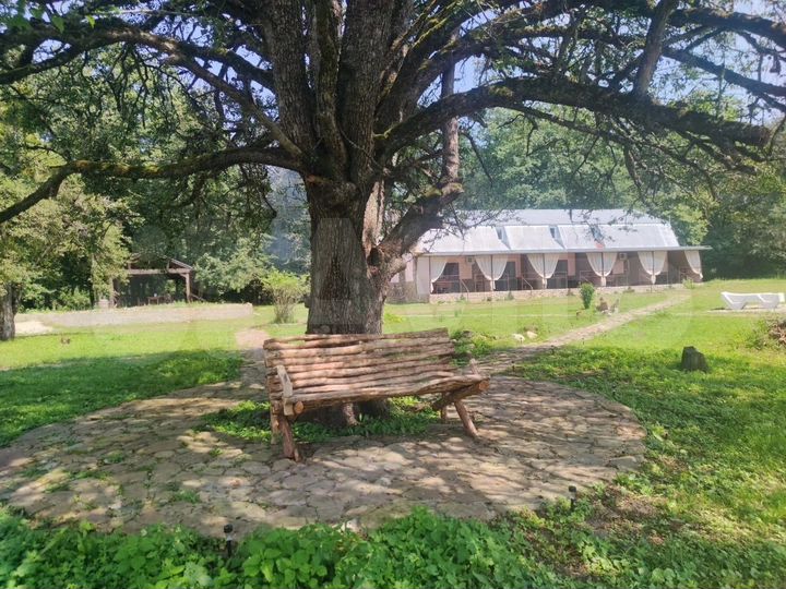 Дом 300 м² на участке 10 га