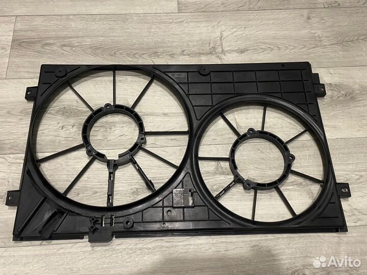 1K0121207BB VAG Диффузор вентилятора