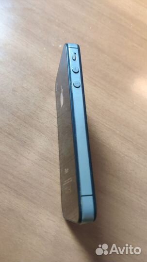 iPhone 4S, 16 ГБ