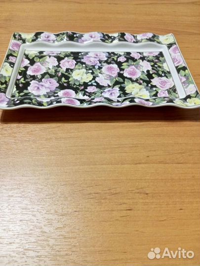 Тарелка сервировочная поднос