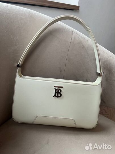 Сумка Burberry TB plaque shoulder bag