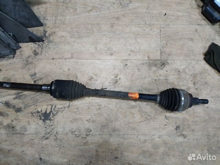 Привод передний правый Mercedes W164