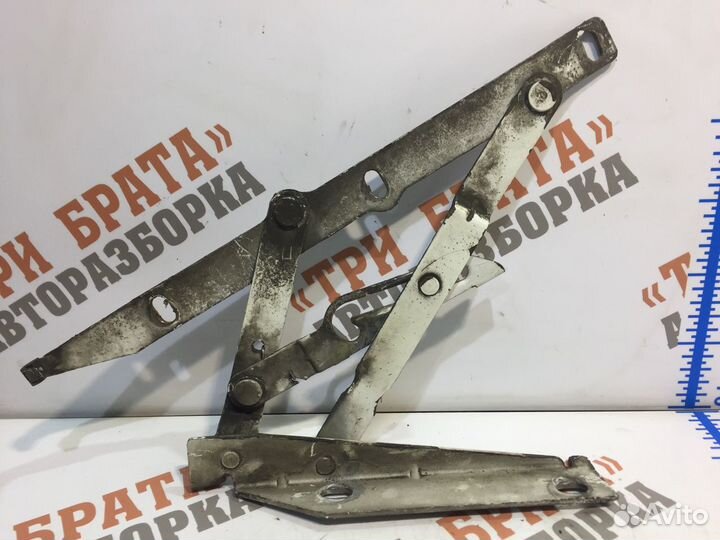 Мерседес Вито Петля капота Прав