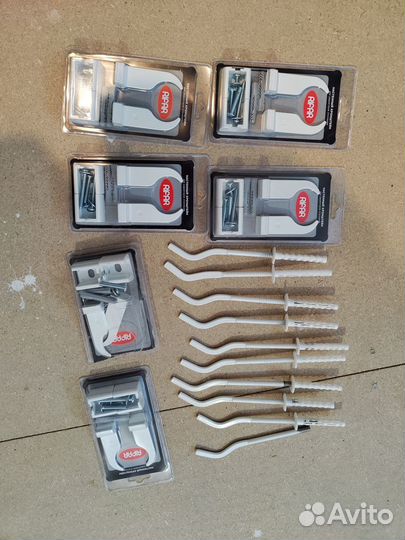 Кронштейн для радиатора отопления