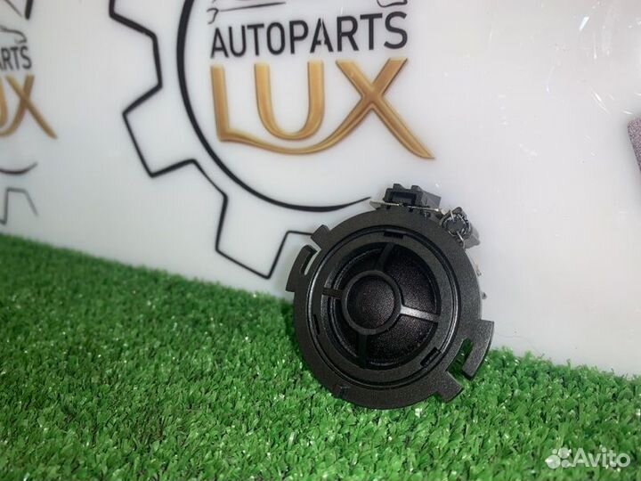 Динамик двери задний Audi A4 B9 8W 2.0 2017