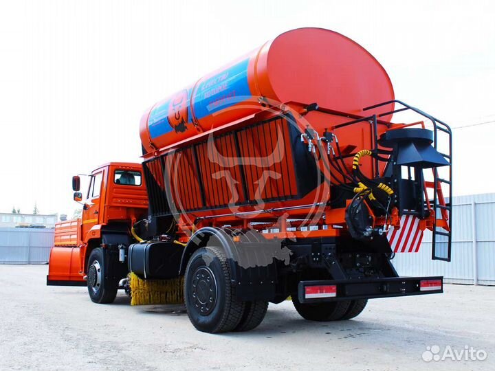 Комбинированная дорожная машина на базе камаз53605