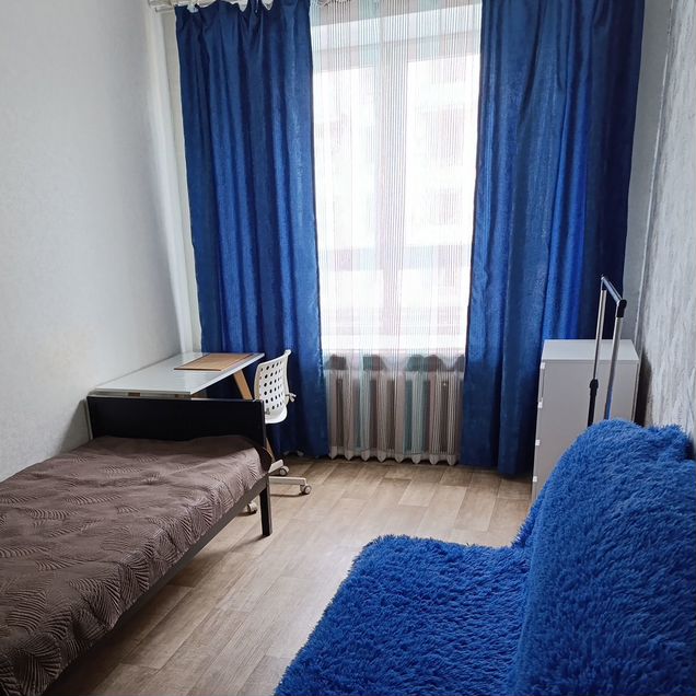 Комната 14 м² в 4-к., 5/8 эт.