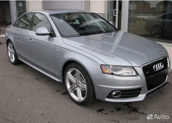 Накладки на пороги S-line Audi A4 B8