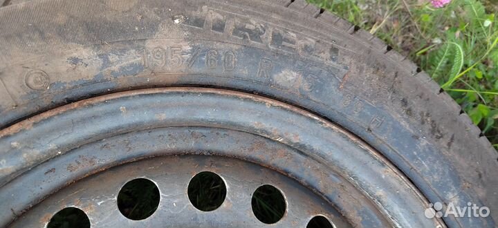 Pirelli P6000 Powergy 195/60 R15