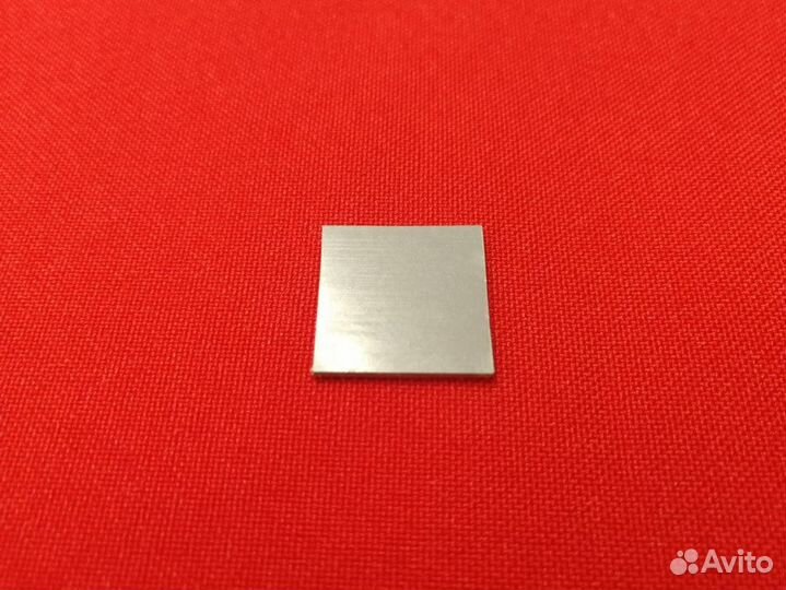 017194 Термопрокладка Lairdtech 1mm x 15mm x 15mm