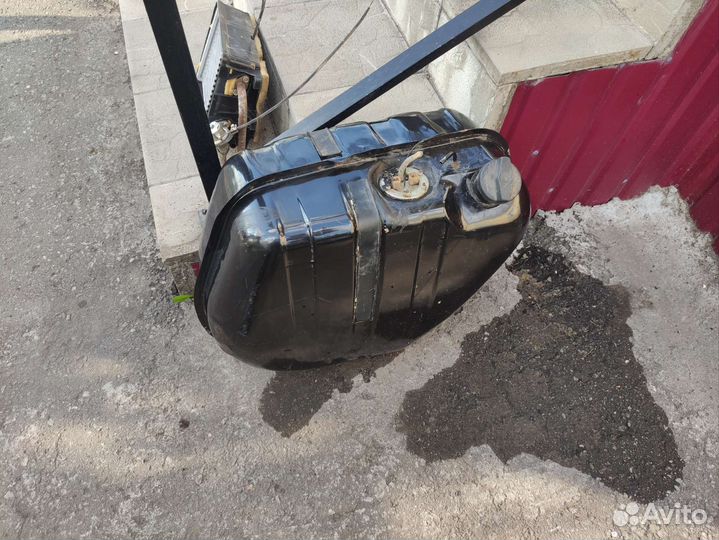 Топливный бак ваз 2105