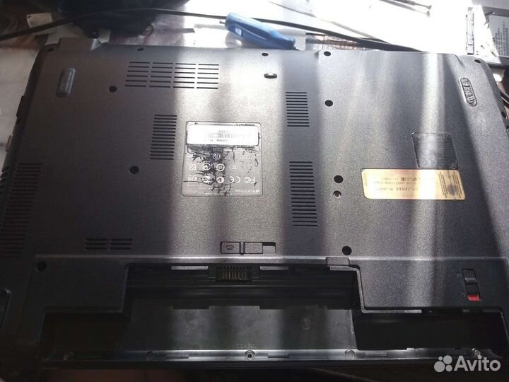 Ноутбук емашинес е732 на запчясти