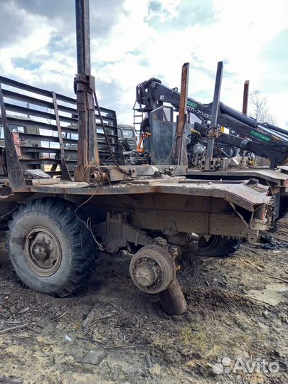 Площадка с конником Урал