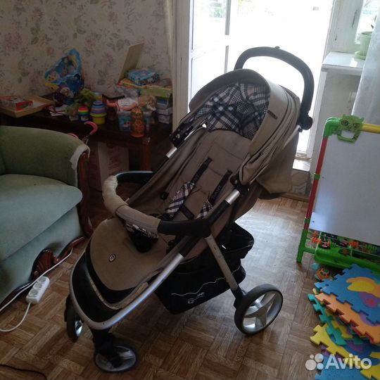 Продам детскую прогулочную коляску Rant
