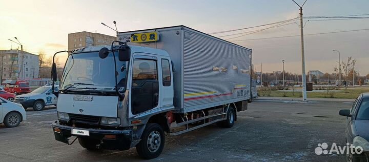 Isuzu Forward (F-Series), 1996