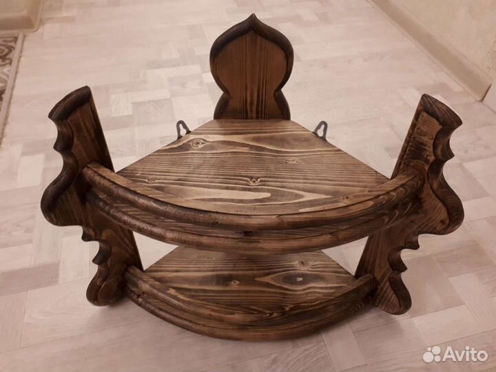 Угловая полка для икон