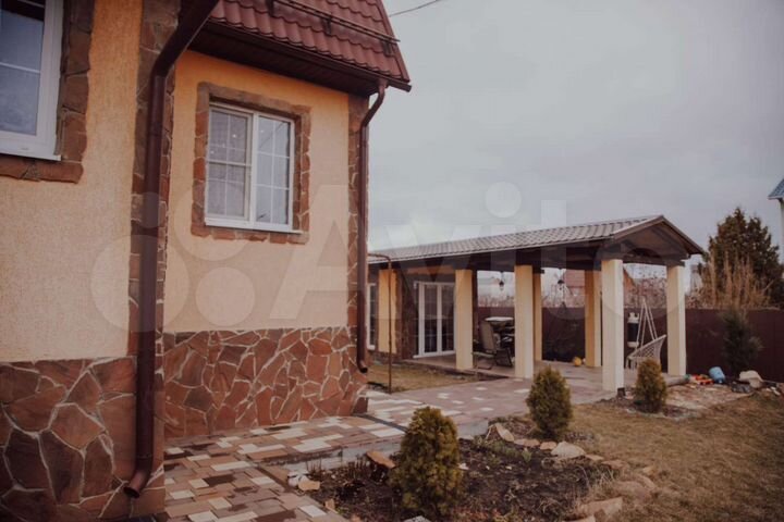 Дом 212 м² на участке 10 сот.