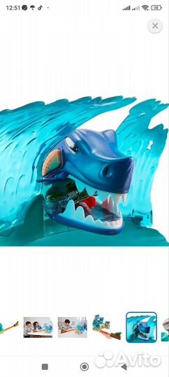 Трек хот вилс акула + игрушки еще