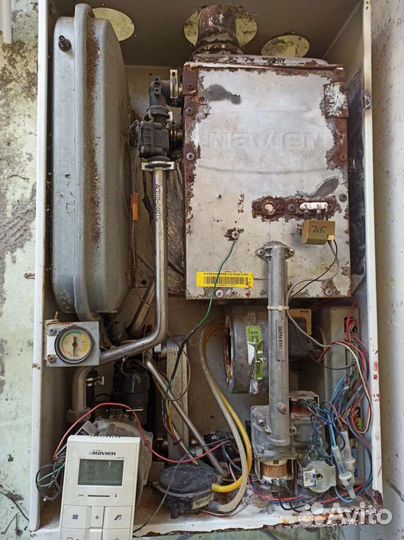 Газовый котел Navien Ace 16, б/у на запчасти