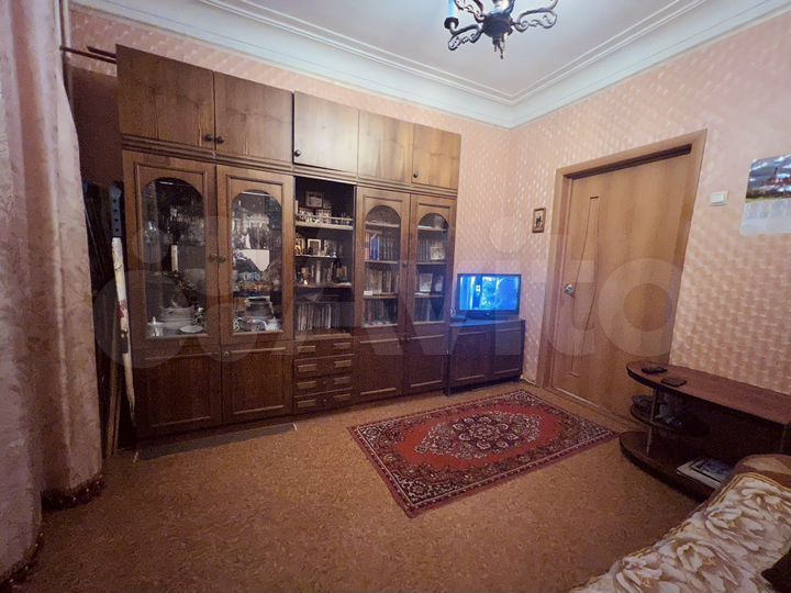 2-к. квартира, 46 м², 1/2 эт.