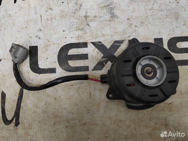 Мотор вентилятора охлаждения Lexus Rx4 Rx200T
