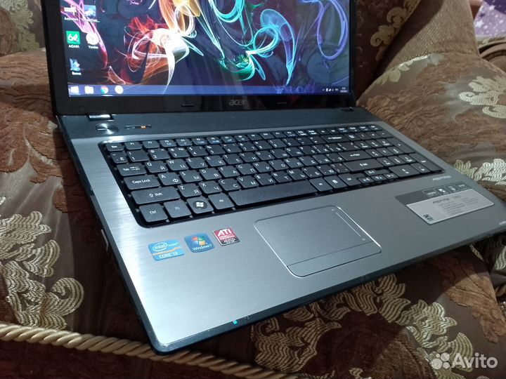 Большой ноутбук acer 7741ZG в идеальном состоянии