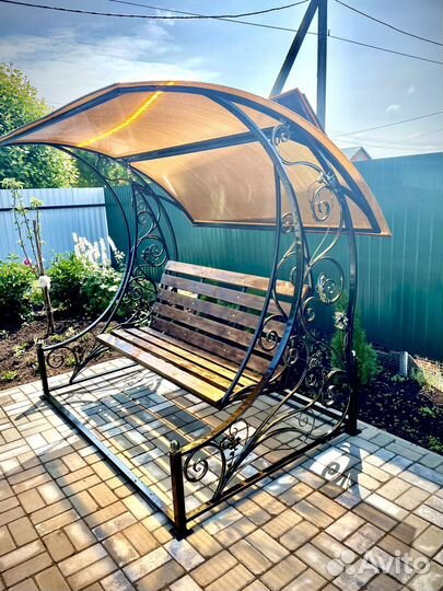Садовые качели новые