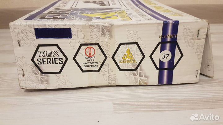 Коньки детские (хоккей) 37-й размер