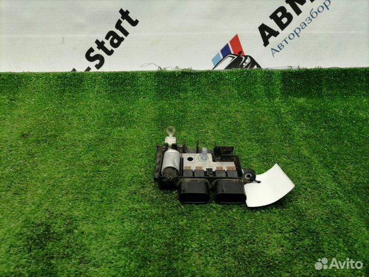 Предохранитель Bmw X3 F25 N20B20A 2012