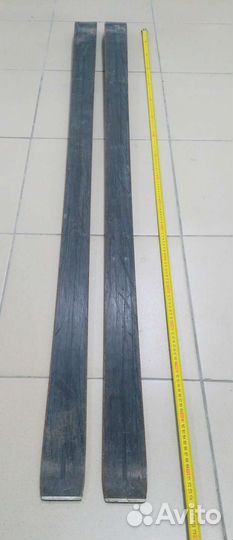 Пластиковые лыжи