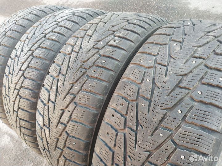 Nokian Tyres Hakkapeliitta 7 SUV 235/65 R17