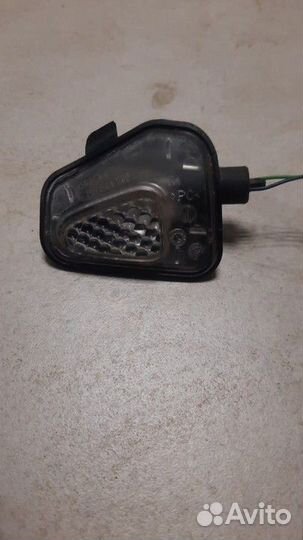 Фонарь подсветки порога В правое зеркало