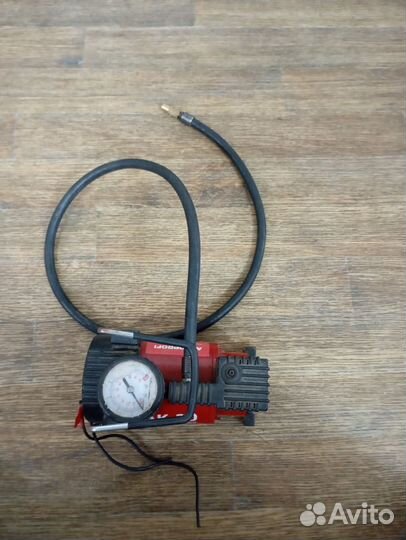 Автомобильный компрессор