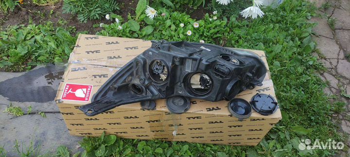 Фара правая ford focus 3