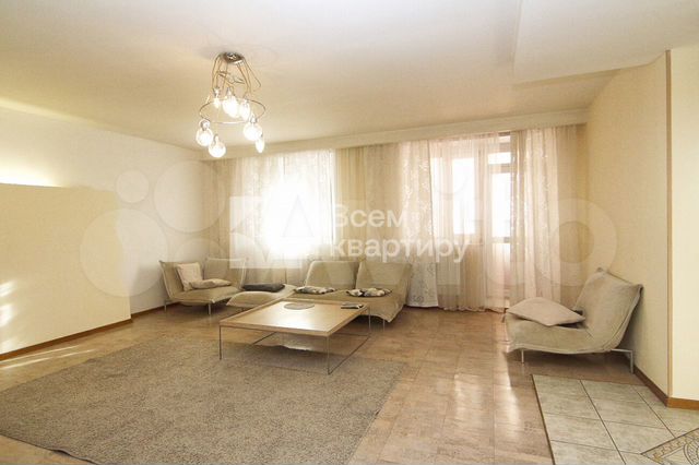 4-к. квартира, 204 м², 1/5 эт.