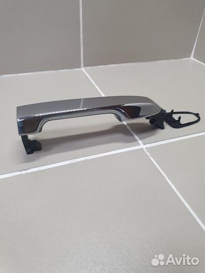 Ручка двери наружная задняя правая Subaru XV G24