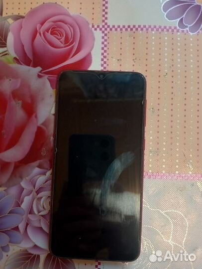 Samsung Galaxy A10, 2/32 ГБ