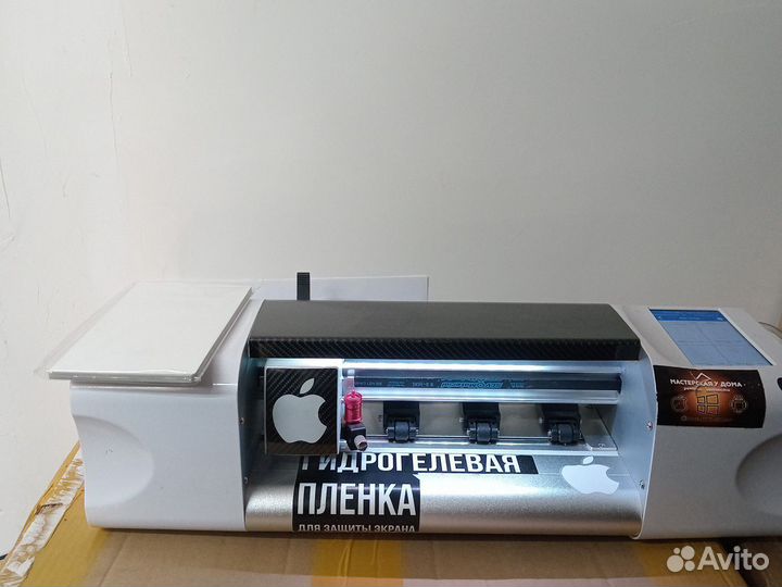 Поклейка гидрогелевых пленок