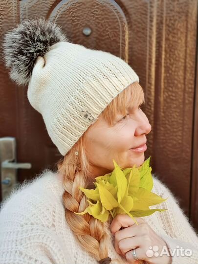 Шапка женская вязаная