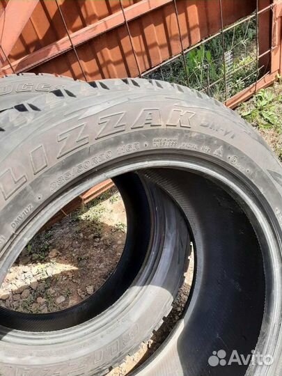 Bridgestone Blizzak DM-V1 285/50 R20