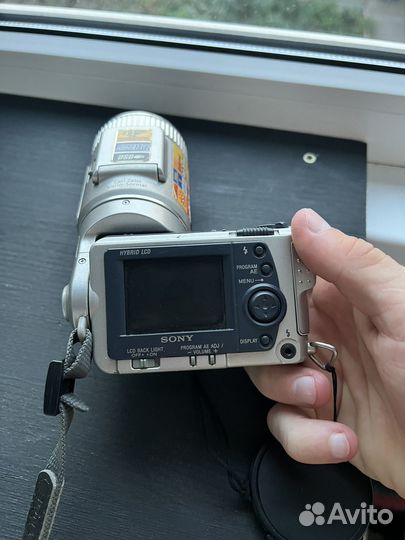 Видеокамера/ Фотоаппарат Sony