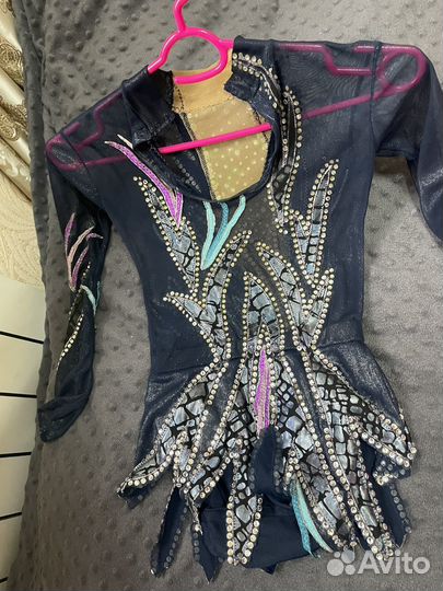 Костюм для художественной гимнастики на 4-5 лет