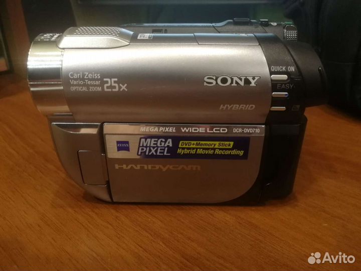 Видеокамера sony handycam
