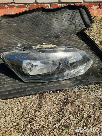 Фары на volkswagen polo седан